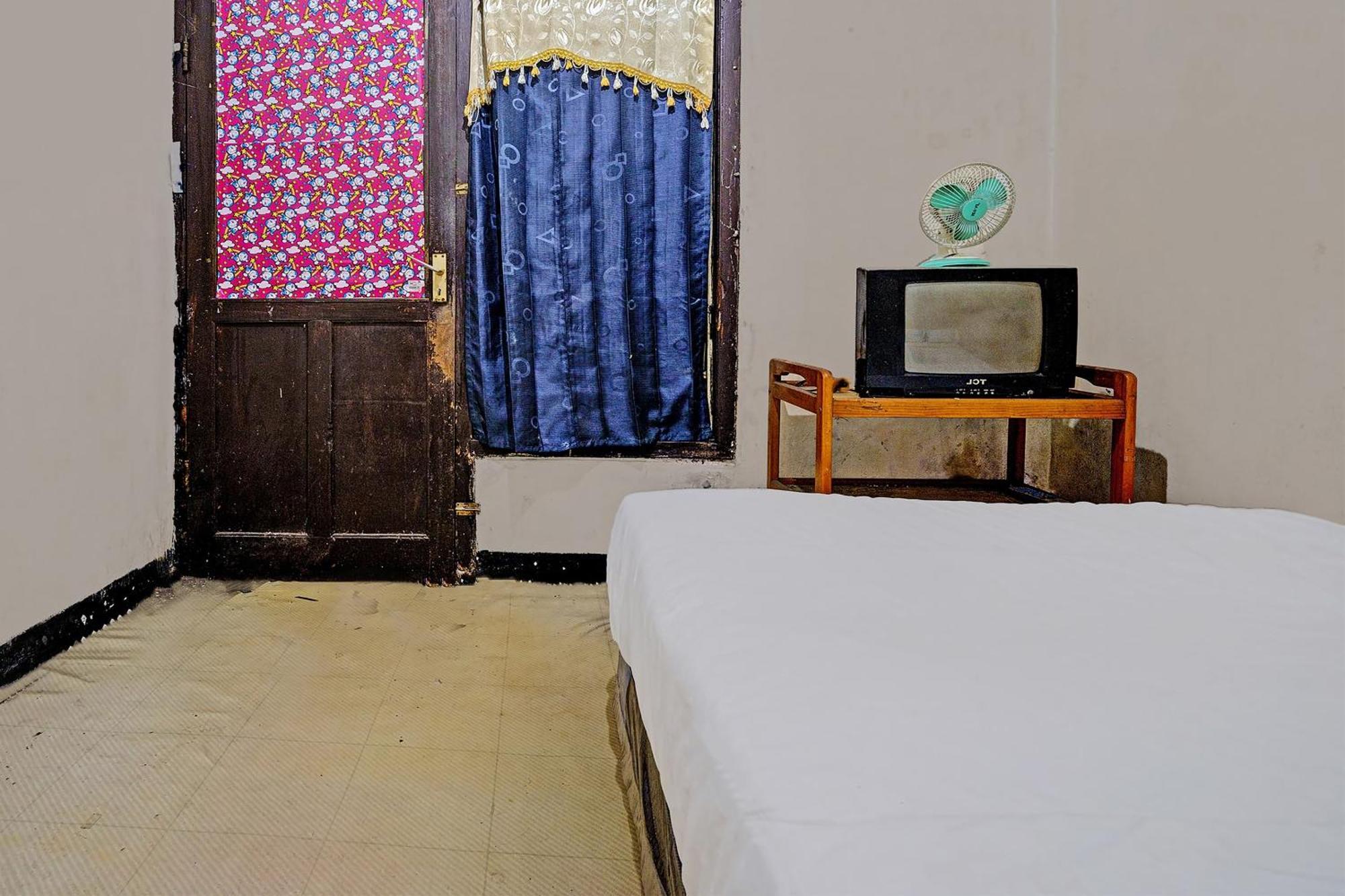Oyo Life 92709 Kost Teras Cikapundung Syariah Hotel Bandung Eksteriør billede