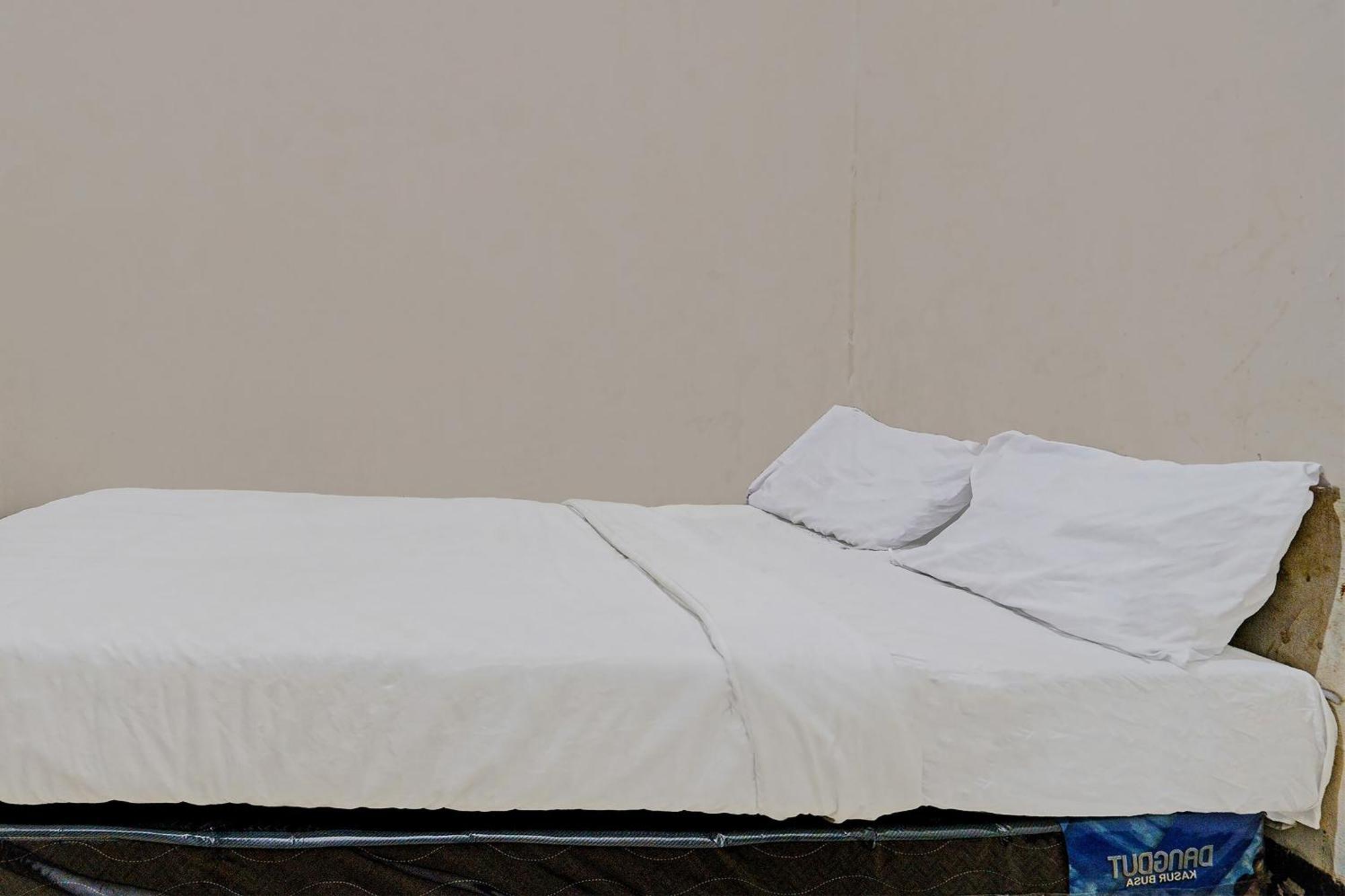 Oyo Life 92709 Kost Teras Cikapundung Syariah Hotel Bandung Eksteriør billede