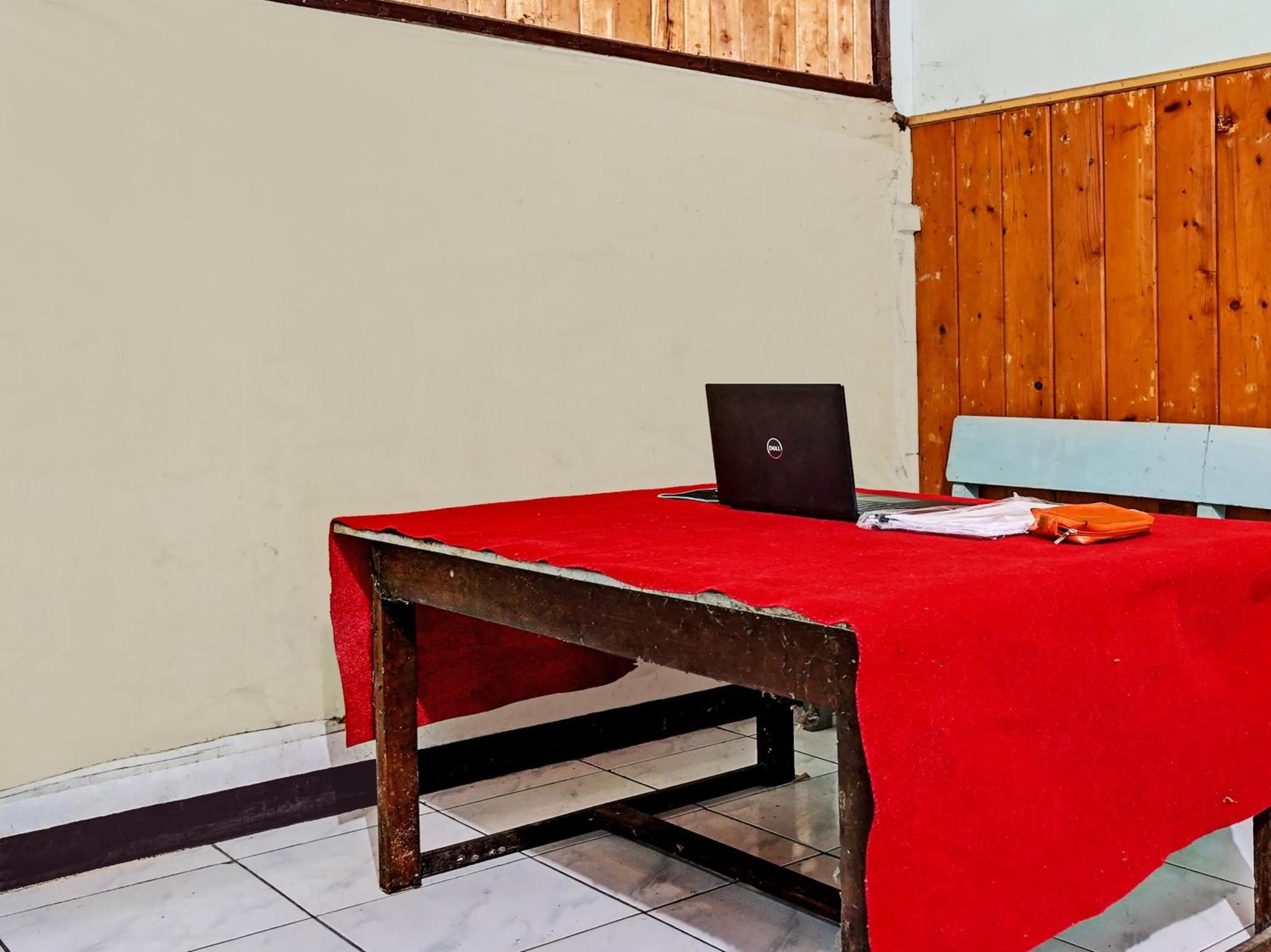 Oyo Life 92709 Kost Teras Cikapundung Syariah Hotel Bandung Eksteriør billede