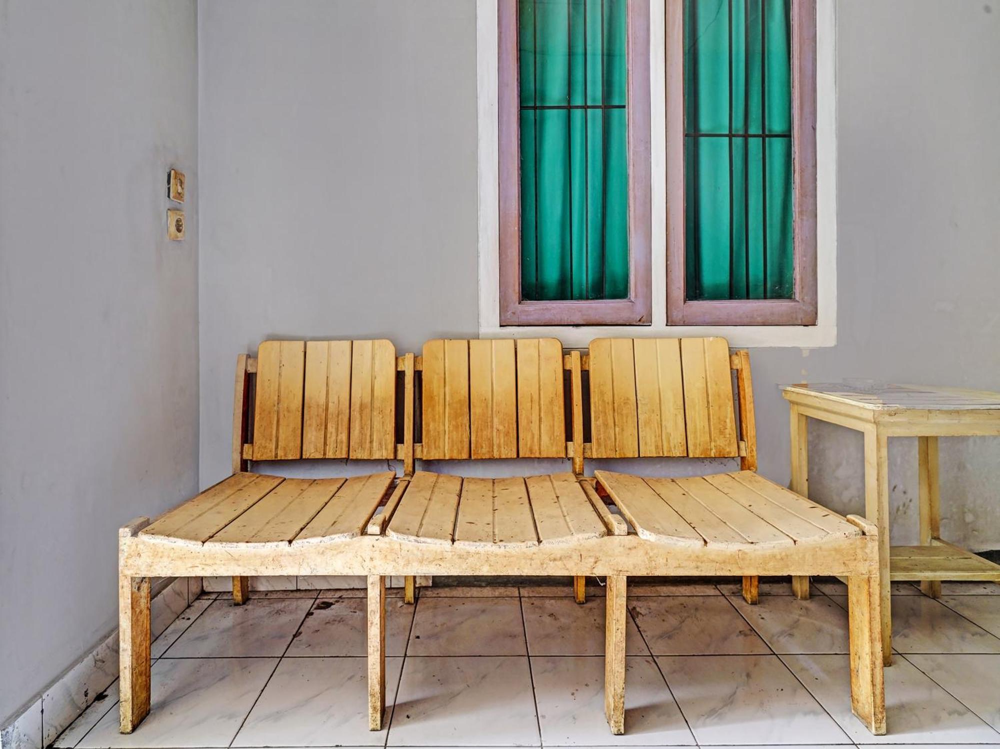 Oyo Life 92709 Kost Teras Cikapundung Syariah Hotel Bandung Eksteriør billede